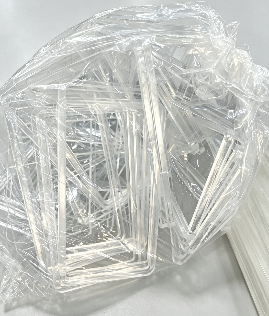 How to Glue Narrow Spaces Inside Acrylic Structures