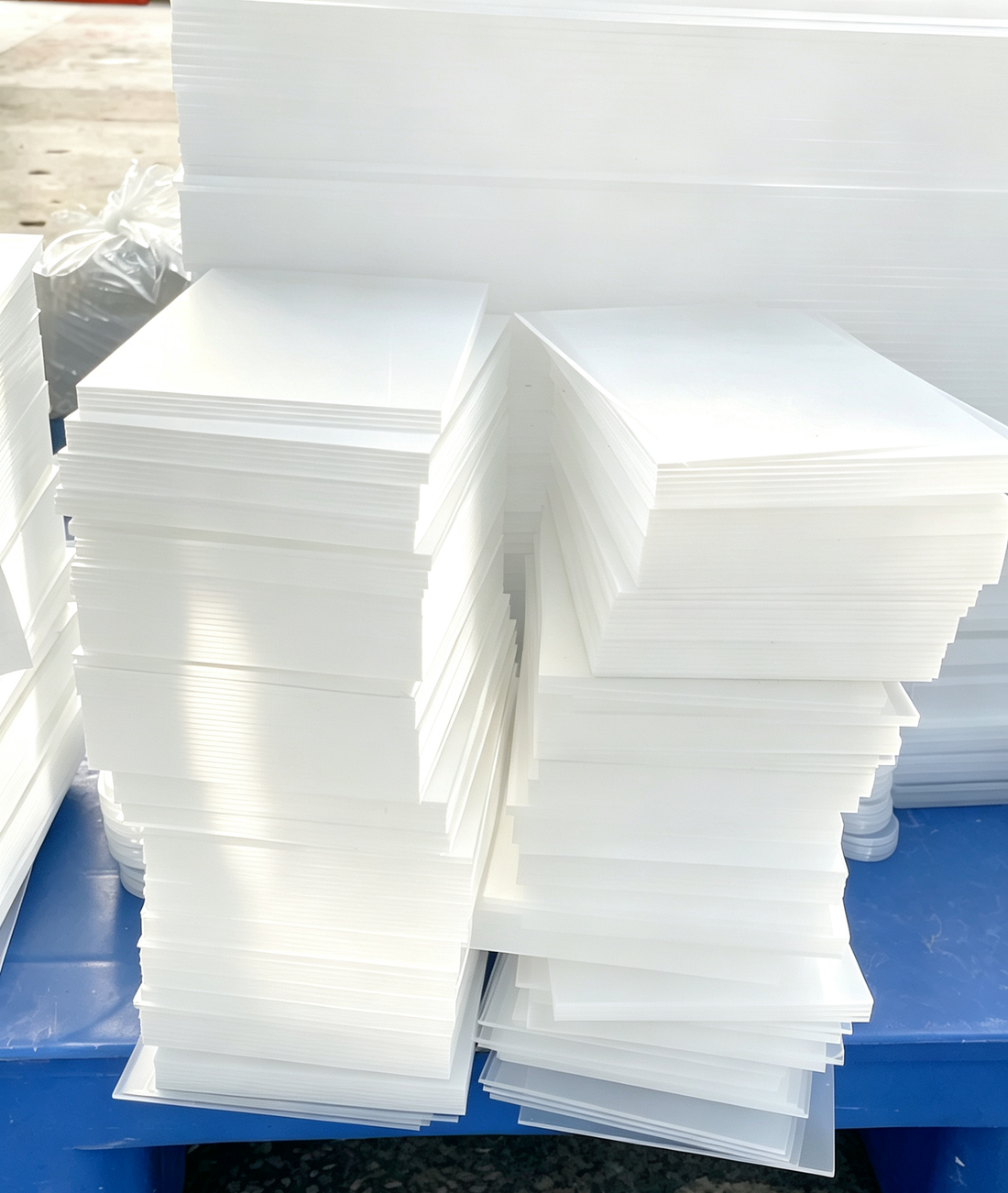 Can One Bending Machine Process PMMA, PC, PVC, PETG and ABS?